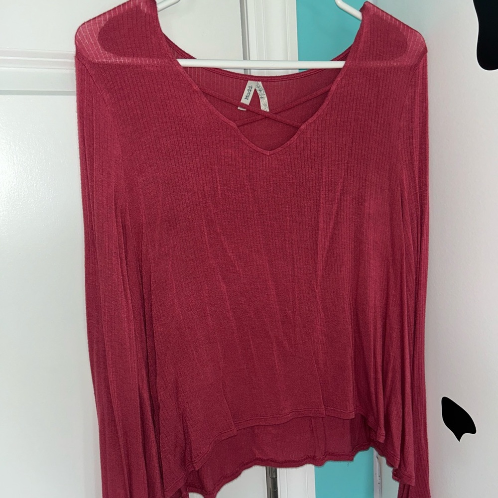 Mudd Women's Deep Pink V-Neck Blouse